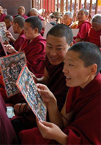 A group of Tibetan nuns.